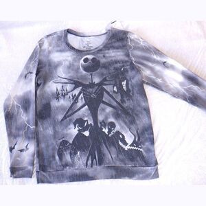 Night Before Christmas womens Skellington gray long sleeve shirt